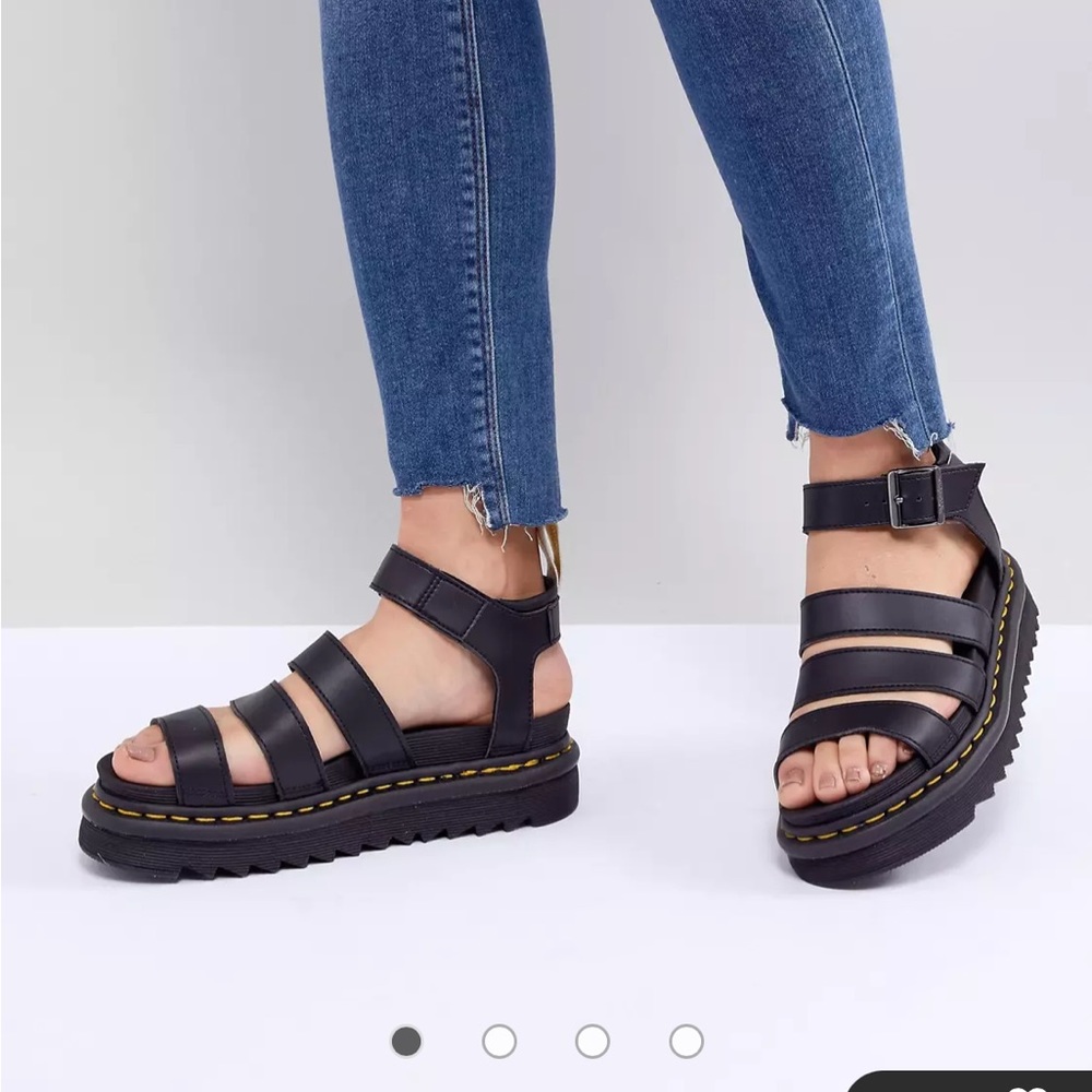 NWT brand new in box Doc Martens Blair chunky sandal size 8